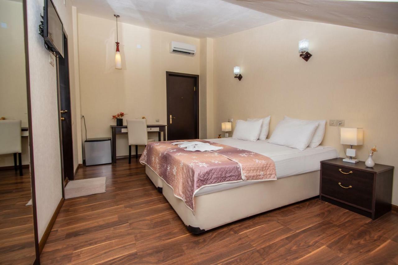 טביליסי Lowell Hotel מראה חיצוני תמונה